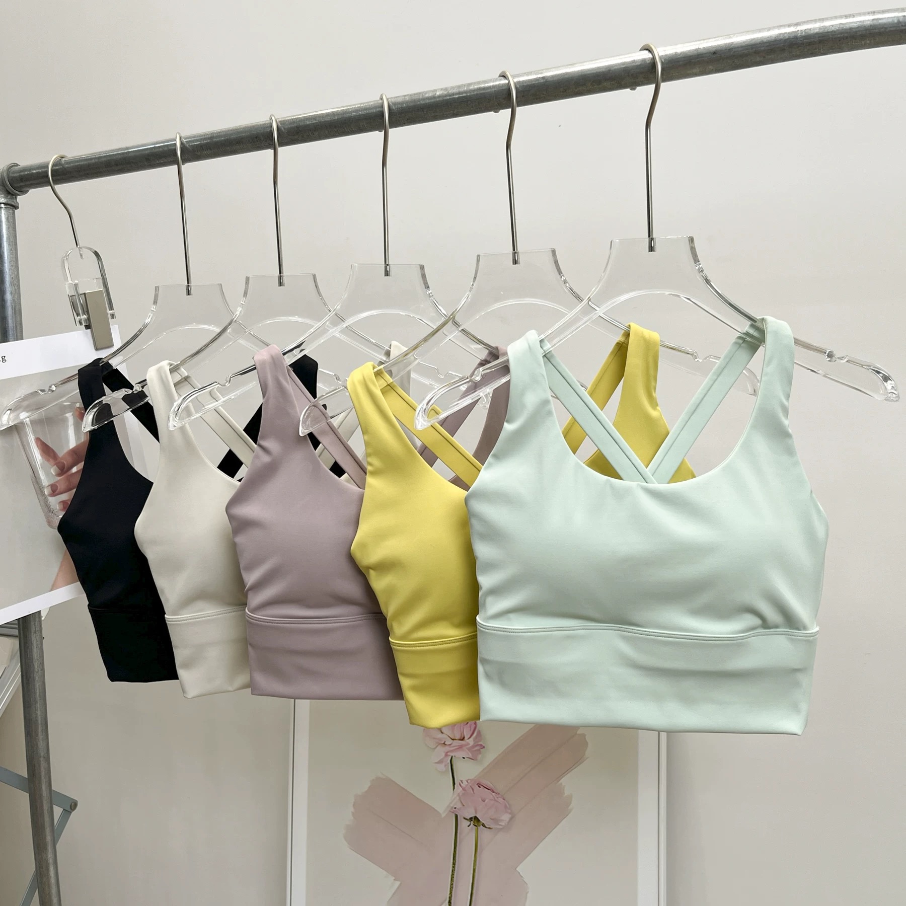 Plunge Bra Push Up - Ударопрочный бюстгальтер для бега и йоги